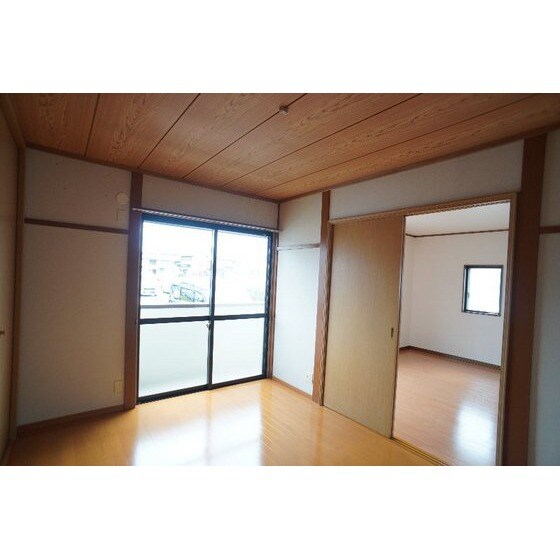 ツインピアⅡの物件内観写真