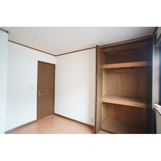 ツインピアⅡの物件内観写真