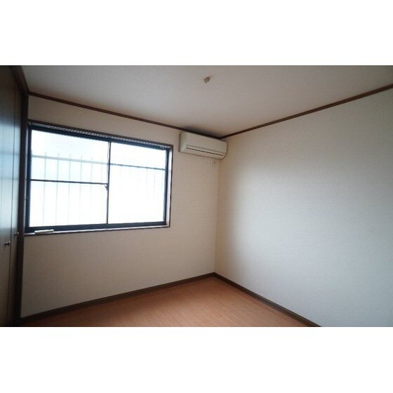 ツインピアⅡの物件内観写真