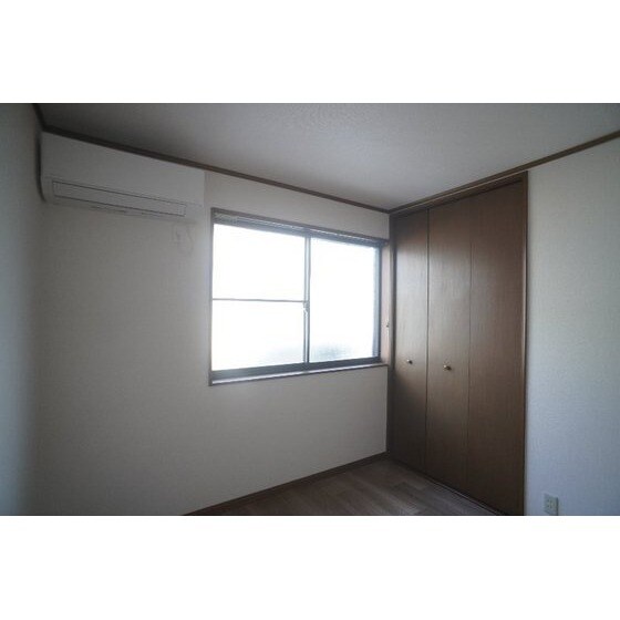 ツインピアⅡの物件内観写真