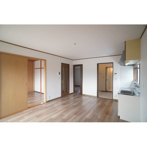 ツインピアⅡの物件内観写真