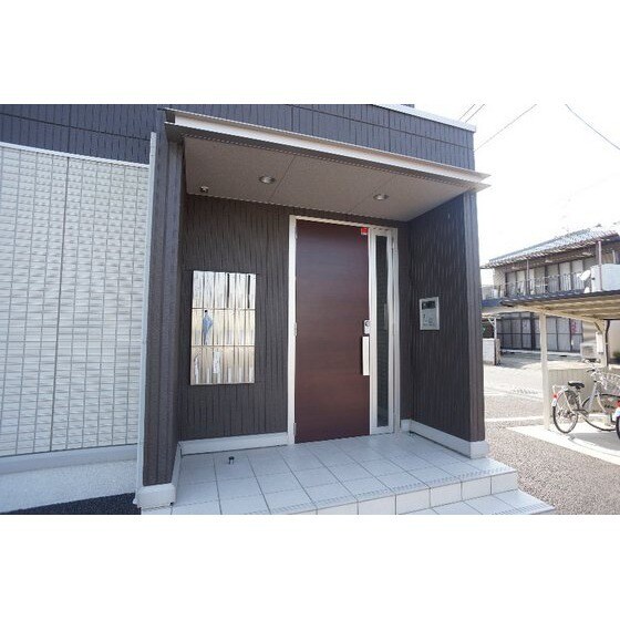 シルキーコートの物件外観写真