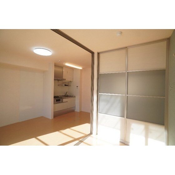 シルキーコートの物件内観写真