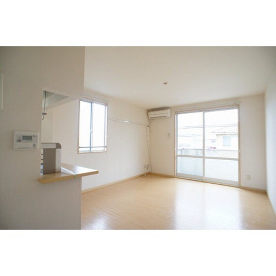 チュイルＡ・Ｂの物件内観写真