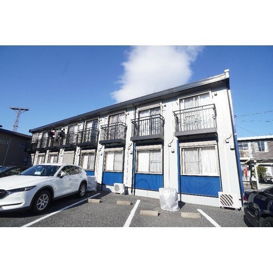 サージ　Ａの物件外観写真