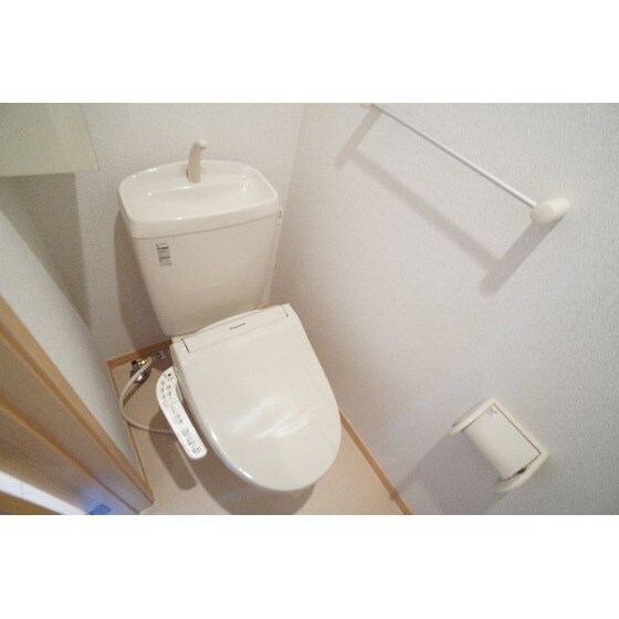 アルモニーメゾンＡの物件内観写真