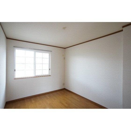 パイン　ヴィレッジＡの物件内観写真