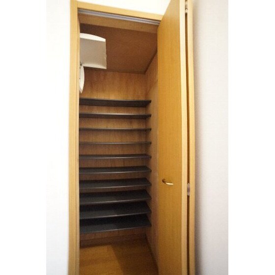 パイン　ヴィレッジＡの物件内観写真