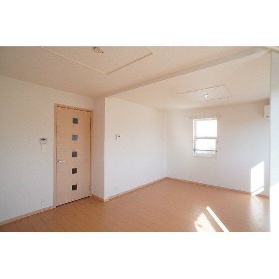 グラン・ソレイユⅠの物件内観写真