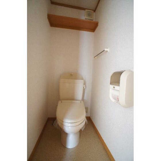 ヴィラフルールＡの物件内観写真