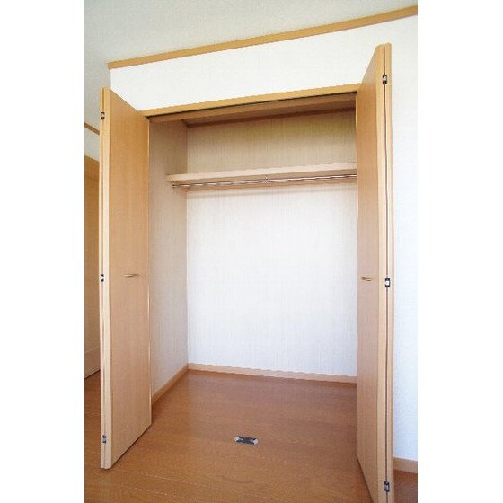 ヴィラフルールＡの物件内観写真