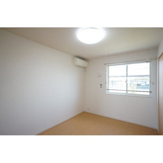 サンデーア・オチアイの物件内観写真