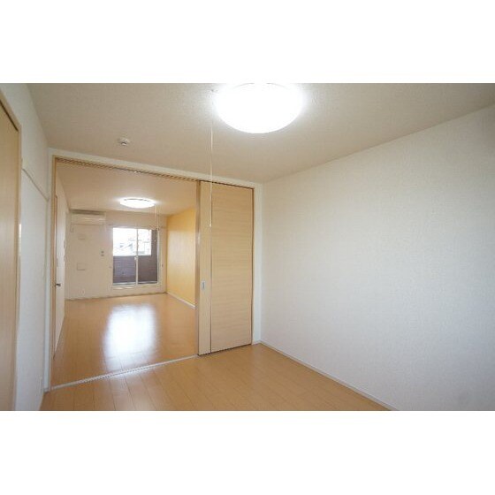 サンデーア・オチアイの物件内観写真