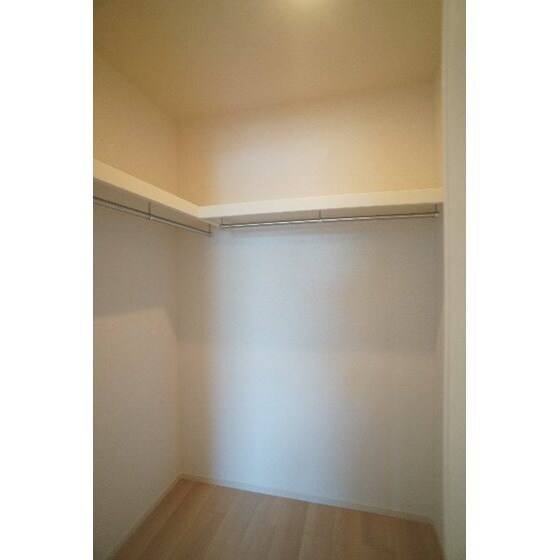 モンテリザイア藤岡　Ⅱの物件内観写真