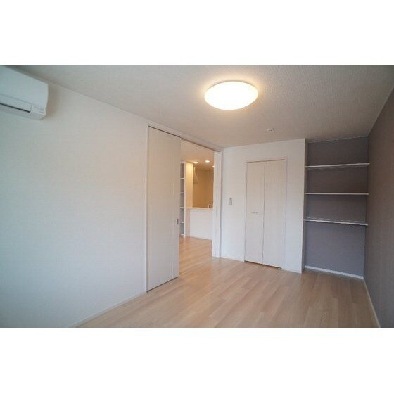 モンテリザイア藤岡　Ⅱの物件内観写真