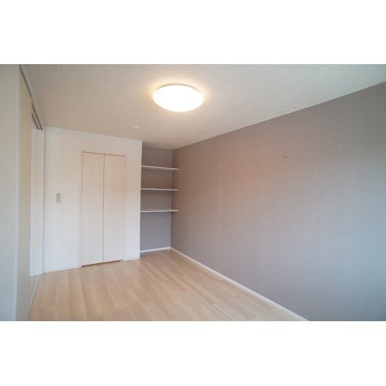 モンテリザイア藤岡　Ⅱの物件内観写真