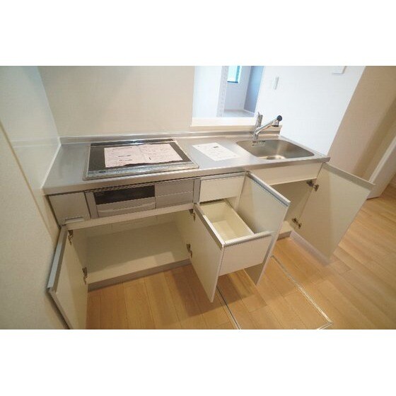 モンテリザイア藤岡　Ⅱの物件内観写真