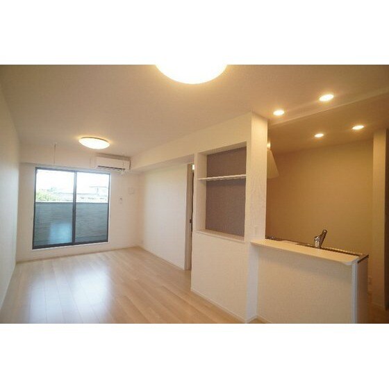 モンテリザイア藤岡　Ⅰの物件内観写真