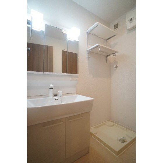 モンテリザイア藤岡　Ⅰの物件内観写真