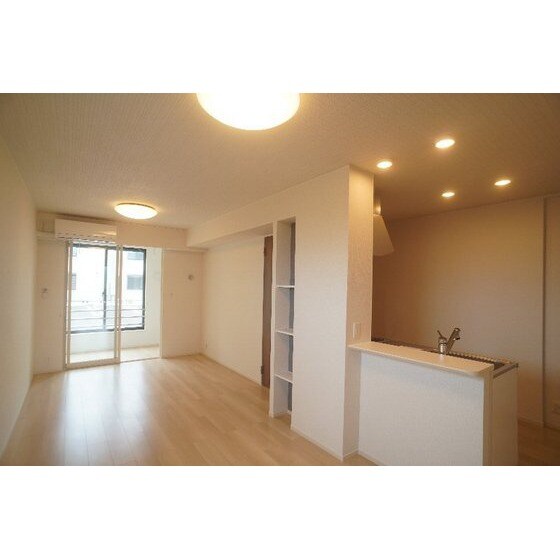 モンテリザイア藤岡　Ⅲの物件内観写真