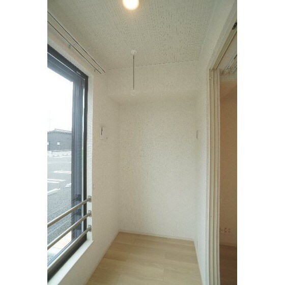 モンテリザイア藤岡　Ⅲの物件内観写真