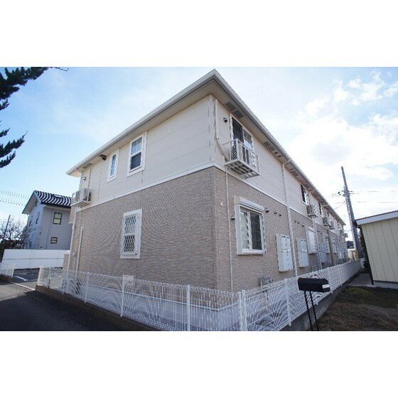 ラビスⅡの物件外観写真