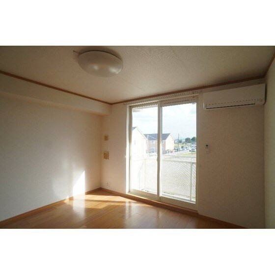 シーダープレインの物件内観写真