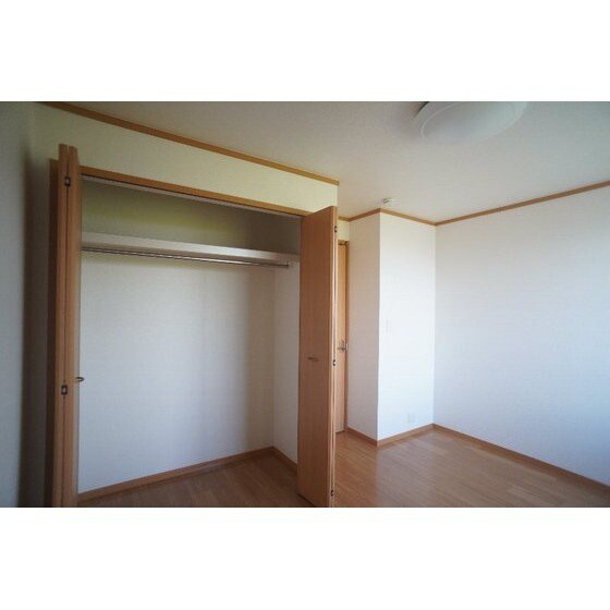 シーダープレインの物件内観写真