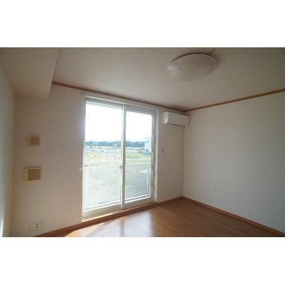 シーダープレインの物件内観写真