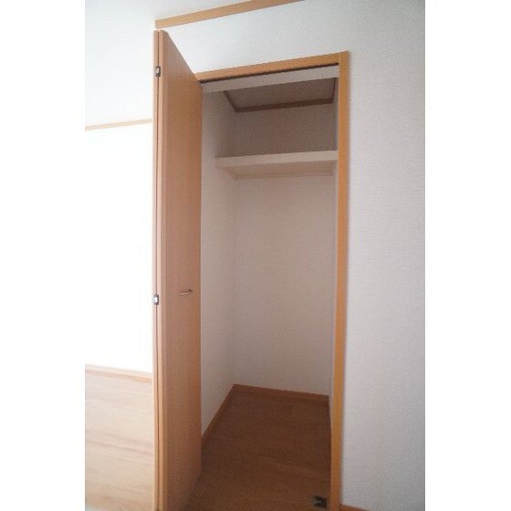 シーダープレインの物件内観写真