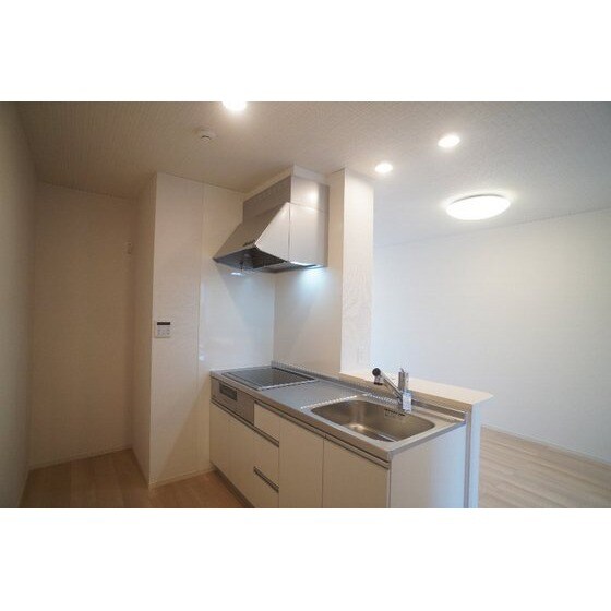 Ｓｕｎ　Ｆｒｏｕｇｅ　Ⅳの物件内観写真