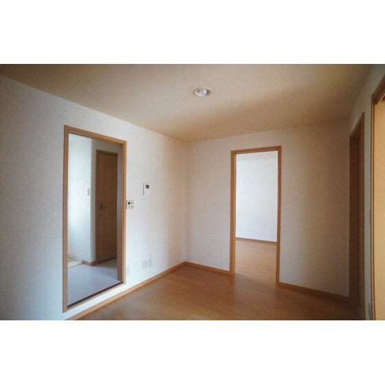 ラフレシールⅠの物件内観写真