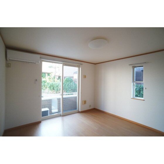 デフィー・ホワイトの物件内観写真