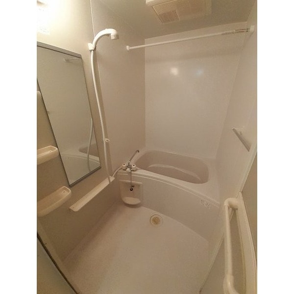 デフィー・ホワイトの物件内観写真