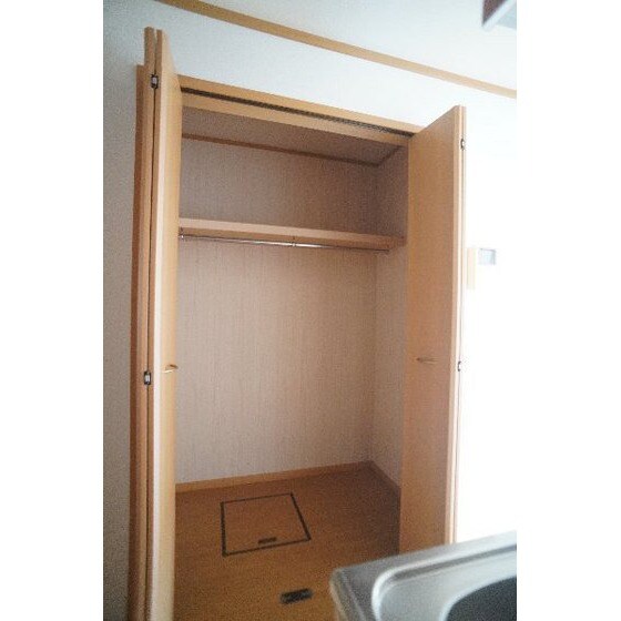 デフィー・ホワイトの物件内観写真