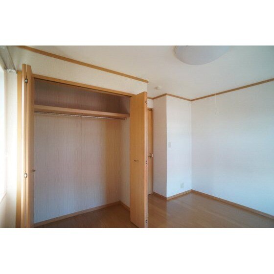 デフィー・ホワイトの物件内観写真