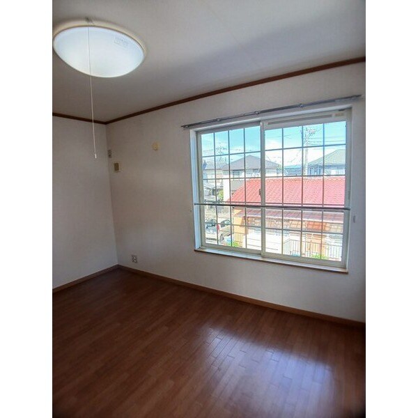 デフィー・ホワイトの物件内観写真