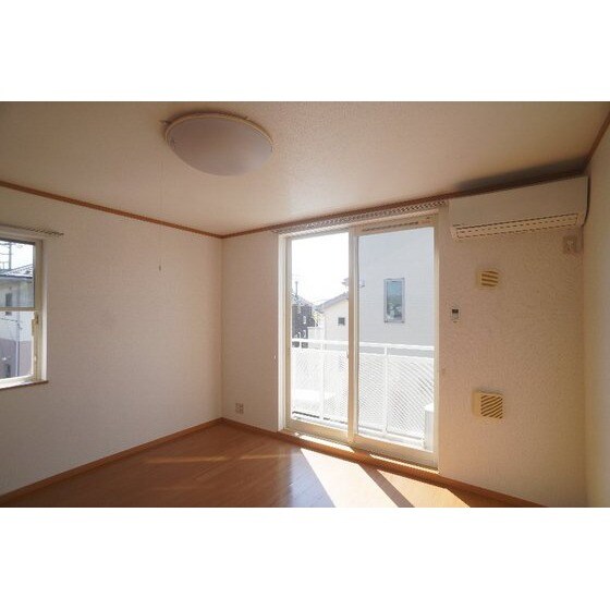 デフィー・ホワイトの物件内観写真