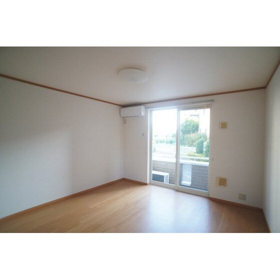 デフィー・ホワイトの物件内観写真