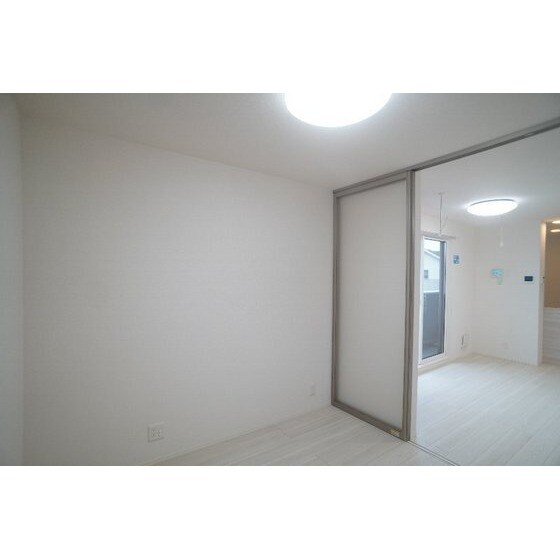 Ｄ－ＲＯＯＭ台新田町の物件内観写真