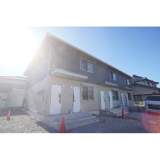 ハイトラストの物件外観写真