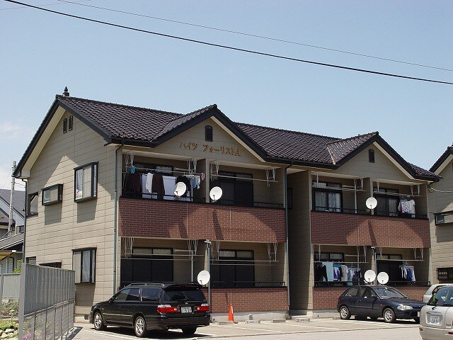 ハイツフォーリストＡ棟の物件外観写真