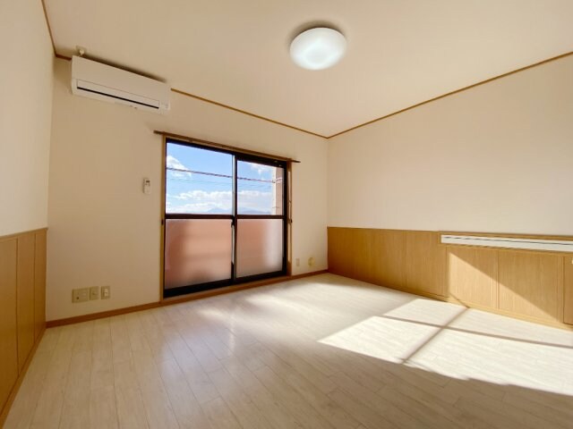 ヒルサイドＤＩの物件内観写真