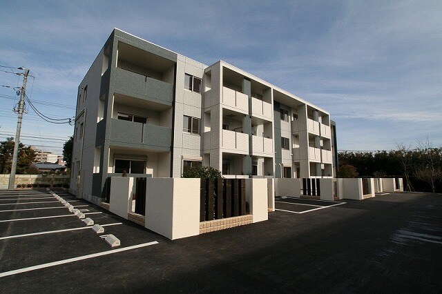 ＤＩノアⅢの物件外観写真