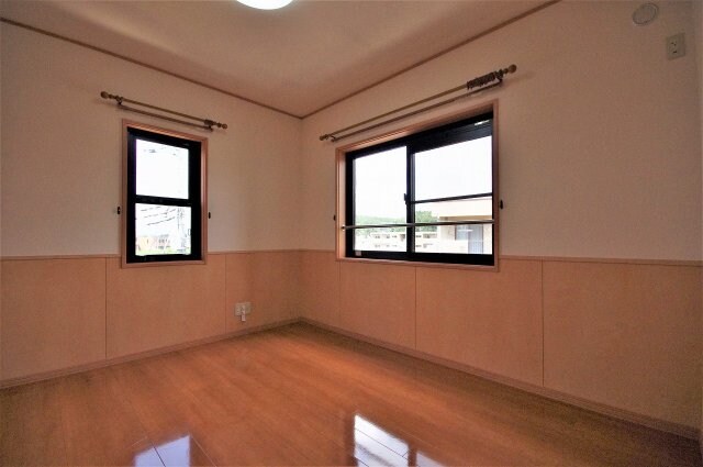 ノースアベニュー紫塚Ⅲの物件内観写真