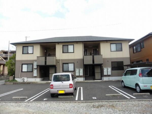 ファミール二池の物件外観写真