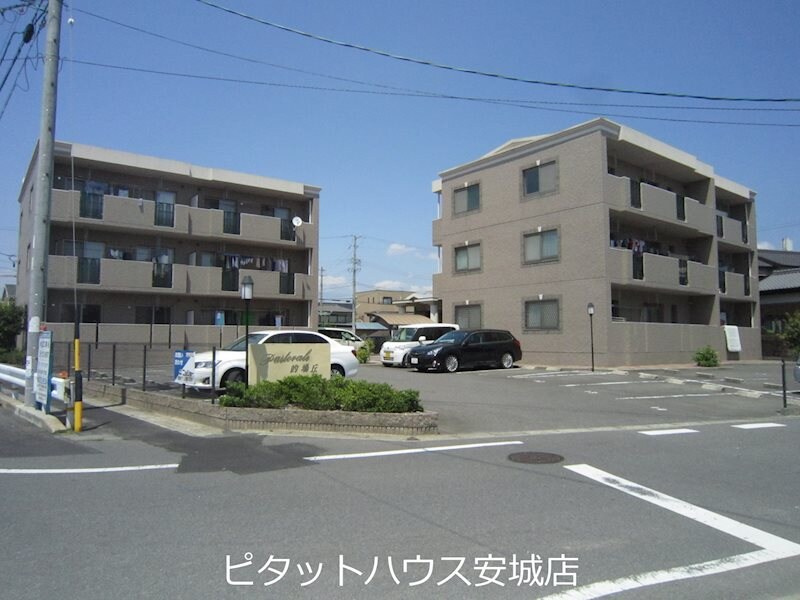 パストラーレ的場丘Ｂの物件外観写真