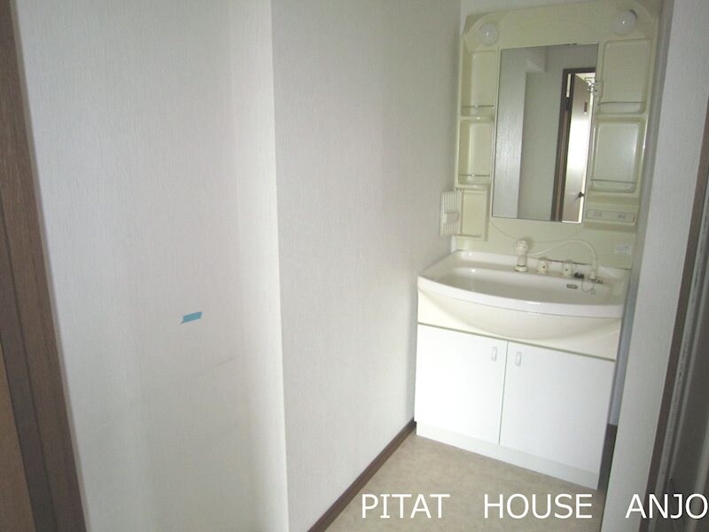 GREEN HOUSE TSURUTAの物件内観写真