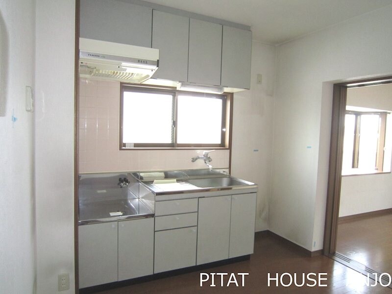 GREEN HOUSE TSURUTAの物件内観写真