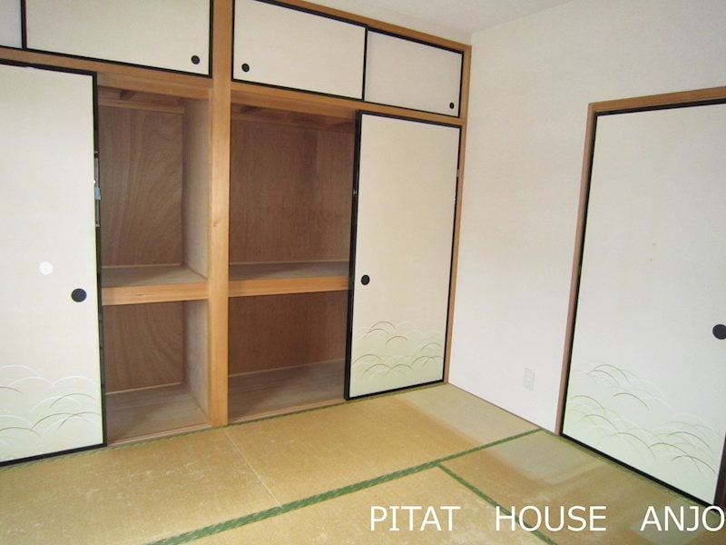 GREEN HOUSE TSURUTAの物件内観写真